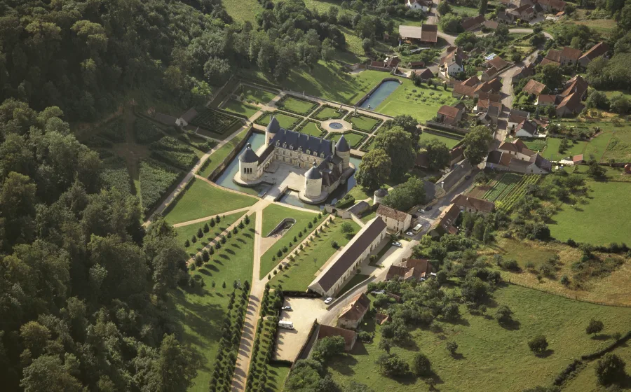 Château de Bussy-Rabutin © ALTICOLOR - Centre des monuments nationaux