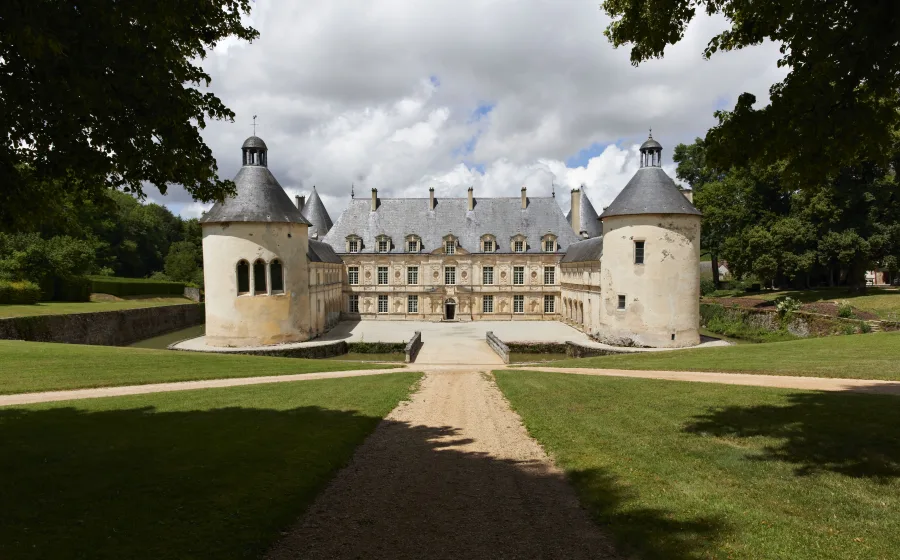 Château de Bussy-Rabutin © Benjamin Gavaudo - Centre des monuments nationaux